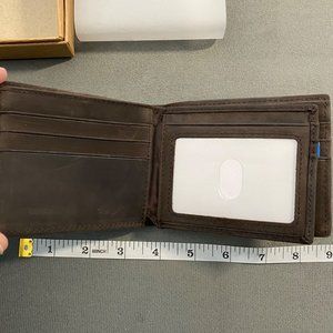 Artpaxy Mens Genuine Leather Wallet With AirTag Slot